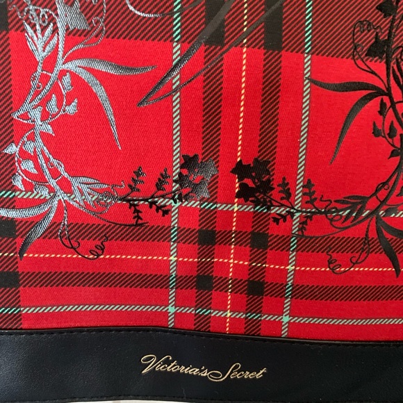 🌈 Victoria Secret Tote 🌈 - Picture 6 of 11